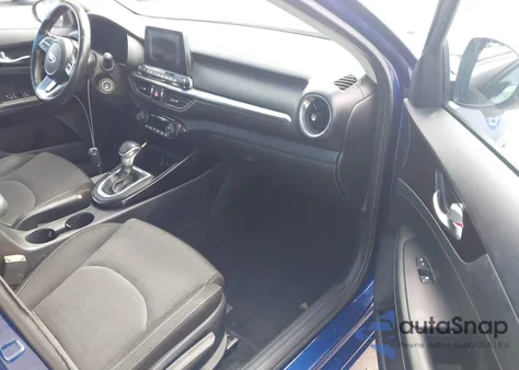 2019 Kia Forte S from USA, damaged, VIN 3KPF34AD5KE119523